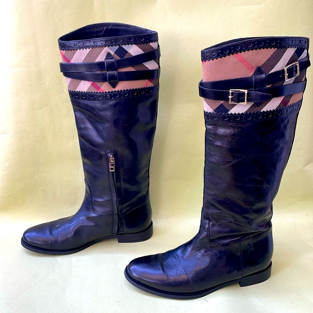 Vintage black Burberry distressed leather riding boots